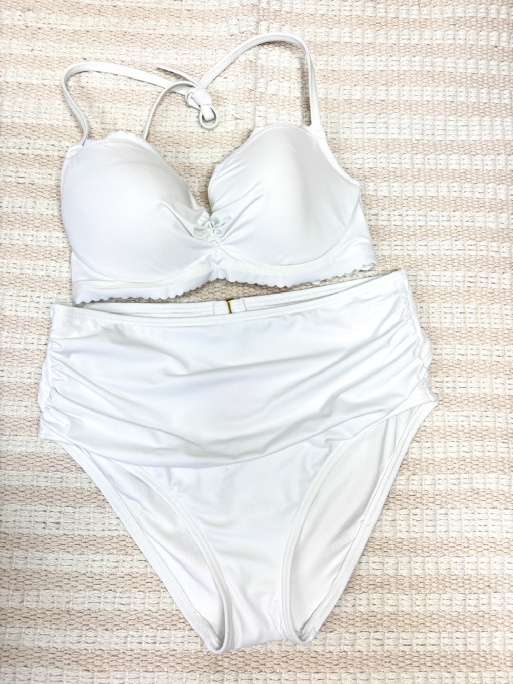 NWOT VICTORIA'S SECRET The Classic White High Waist Bikini Scalloped Top